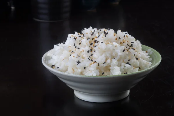 Masakan Jepang. beras di latar belakang — Stok Foto