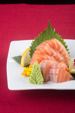 Japon mutfağı. sashimi arka planda