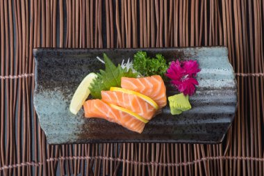 Japon mutfağı. sashimi arka planda