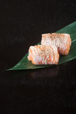 Japon mutfağı. sashimi arka planda