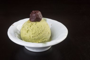 dondurma. dondurma kaşık arka plan üzerinde