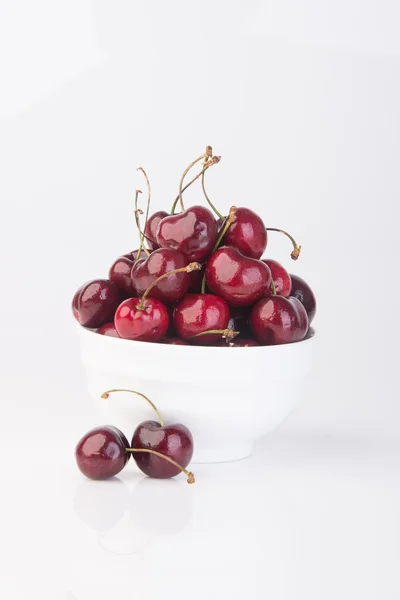 Świeże jagody wiśni na tle — Zdjęcie stockowe