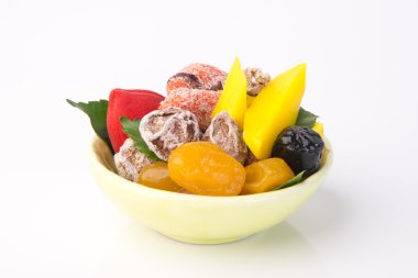 Konserve sebzeleri & kurutulmuş meyve. bir arka plan üzerinde gıda snack