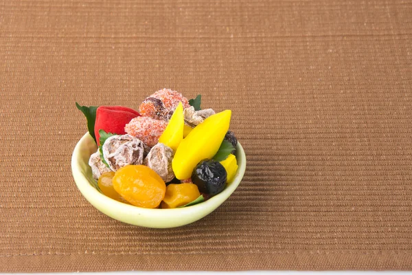 Konserverade frukter & torkade frukter. mat mellanmål på en bakgrund — Stockfoto