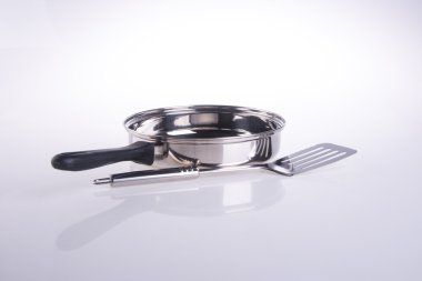 Pan. bir arka plan üzerinde tava