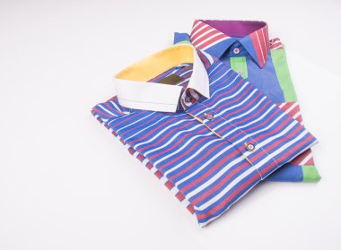 gömlek. bir arka plan üzerinde erkek gömlek