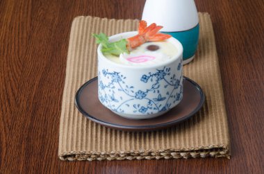 Japon mutfağı. arka planda haşlanmış yumurta