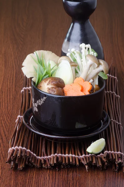 Cocina japonesa. sopa en el fondo —  Fotos de Stock