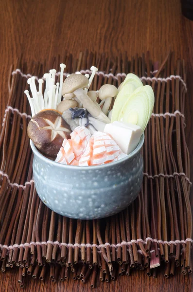 Cocina japonesa. sopa en el fondo — Foto de Stock