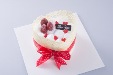 kek, pasta dondurma arka planda