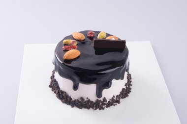 kek, pasta dondurma arka planda