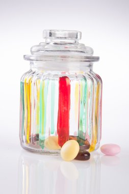 kavanoz. bir arka plan üzerinde kristal kavanoz.