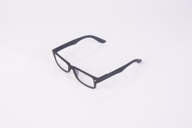 gözlükleri. arka planda gözüne gözlük