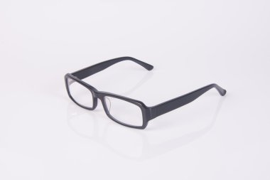 gözlükleri. arka planda gözüne gözlük