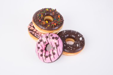 bir arka plan üzerinde çeşitli börekler çörekler