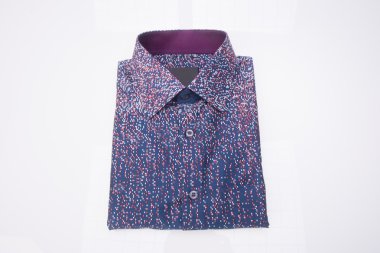 gömlek. bir arka plan üzerinde katlanmış erkek gömlek