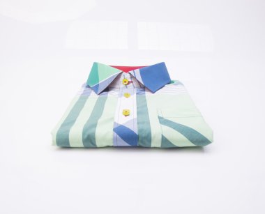 gömlek. bir arka plan üzerinde katlanmış erkek gömlek