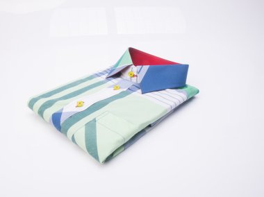 gömlek. bir arka plan üzerinde katlanmış erkek gömlek