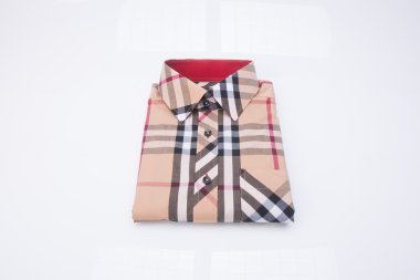 gömlek. bir arka plan üzerinde katlanmış erkek gömlek