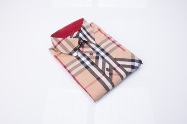 gömlek. bir arka plan üzerinde katlanmış erkek gömlek