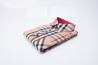 gömlek. bir arka plan üzerinde katlanmış erkek gömlek