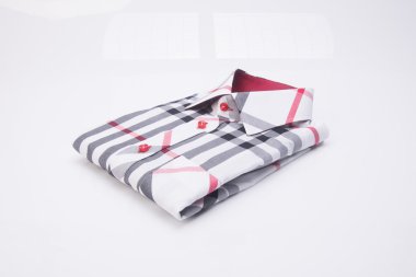 gömlek. bir arka plan üzerinde katlanmış erkek gömlek