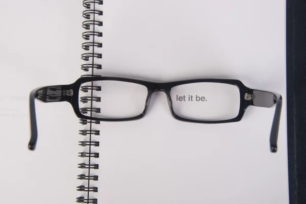 Glasögon. glasögon med koncept i bakgrunden — Stockfoto