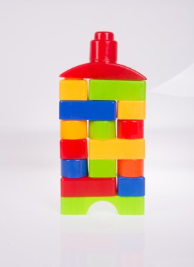 oyuncak. Arka plastik oyuncak blokları