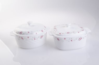 Seramik gıda aranjman arka plan üzerinde.