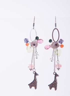 küpe. arka planda küpe