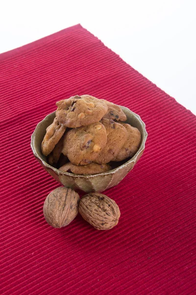 Galletas de chips de chocolate en el fondo —  Fotos de Stock