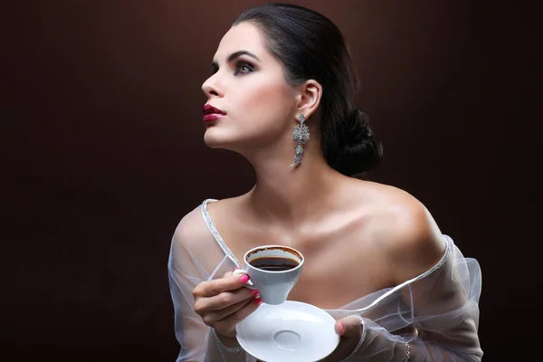 Menina com café — Fotografia de Stock