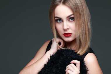 tatlı seksi genç kadının portresi