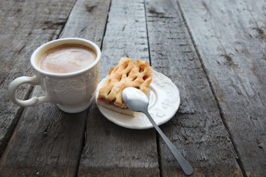 Kahve kek karanlık tablo ile