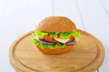 Burger hamburger çizburger tablo ahşap üzerine
