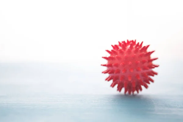 Abstract Virus Strain Red Model Coronavirus Disease Covid Blue Wooden — Fotografia de Stock