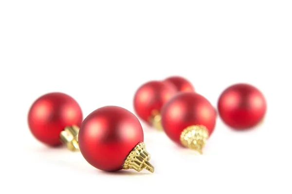 Mooie Rode Kerstballen Geïsoleerd Witte Achtergrond — Stockfoto