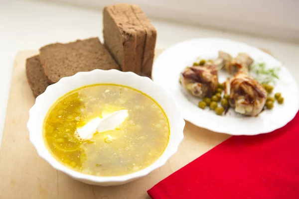 Homemade Chicken Soup Bowl Bread — Stock Photo, Image