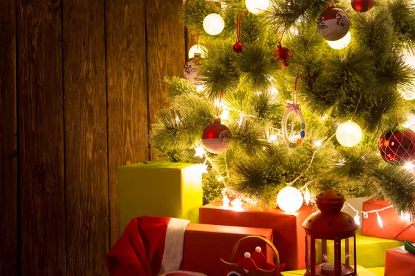Fijne Feestdagen Houten Achtergrond Met Kopieerruimte Voor Tekst Bij Kerstboom — Stockfoto