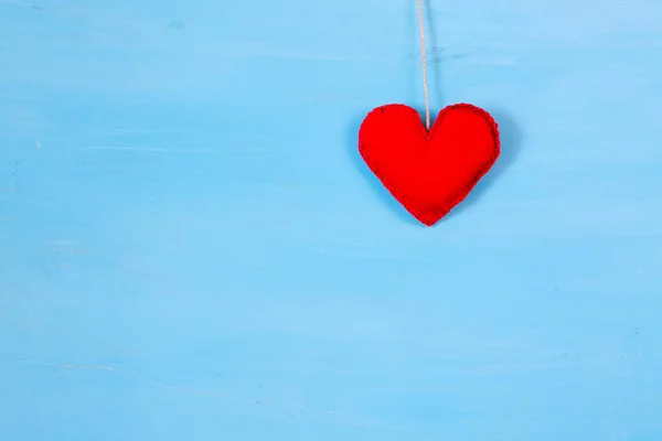 Corazón Rojo Cuerda Amor Romántico Vintage Fondo Madera — Foto de Stock