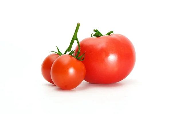 Heerlijke Rode Tomaat Kers Een Witte Achtergrond — Stockfoto