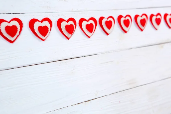 Guirnalda Corazones Sobre Fondo Madera Día San Valentín — Foto de Stock