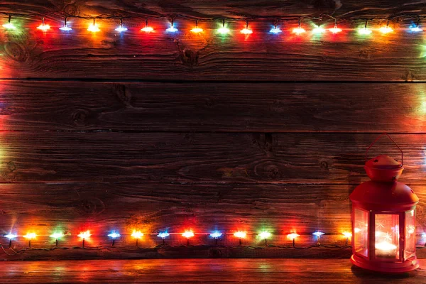 Vánoční Světla Vinobraní Lucerny Dřevěném Pozadí Rámeček Světel Veselé Vánoce — Stock fotografie
