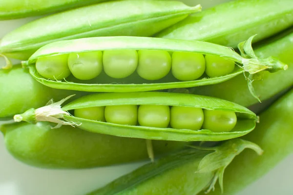 Fresh Garden Peas Background Close — Stock Photo, Image
