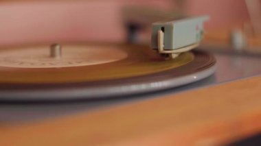 Bir retro döner tablonun yakın çekimi