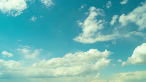 Хронология красивого неба с облаками во второй половине дня — стоковое видео