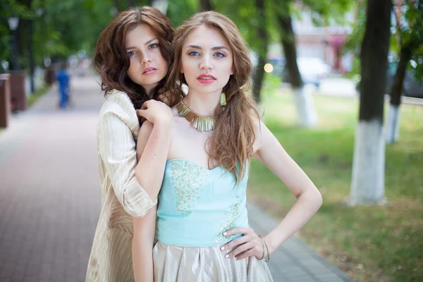 Meninas adolescentes — Fotografia de Stock