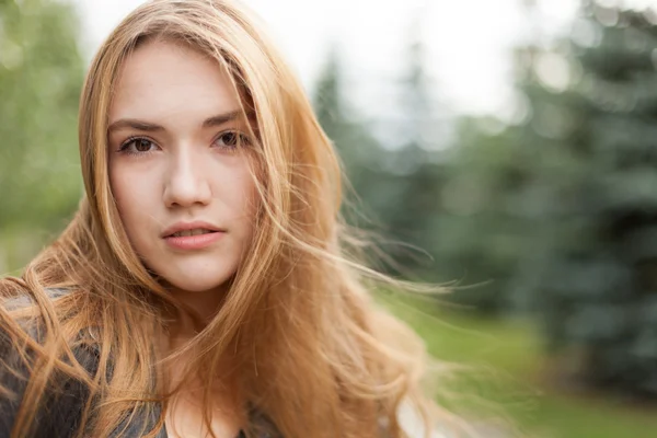 Jonge vrouwen — Stockfoto