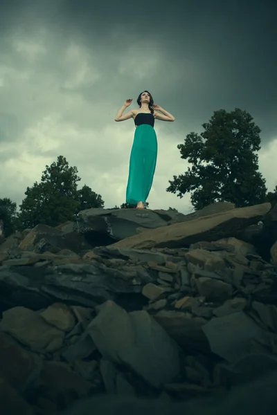 Women on Stone — Stock Photo, Image