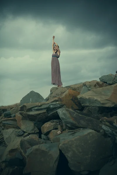 Women on Stone — Stock Photo, Image